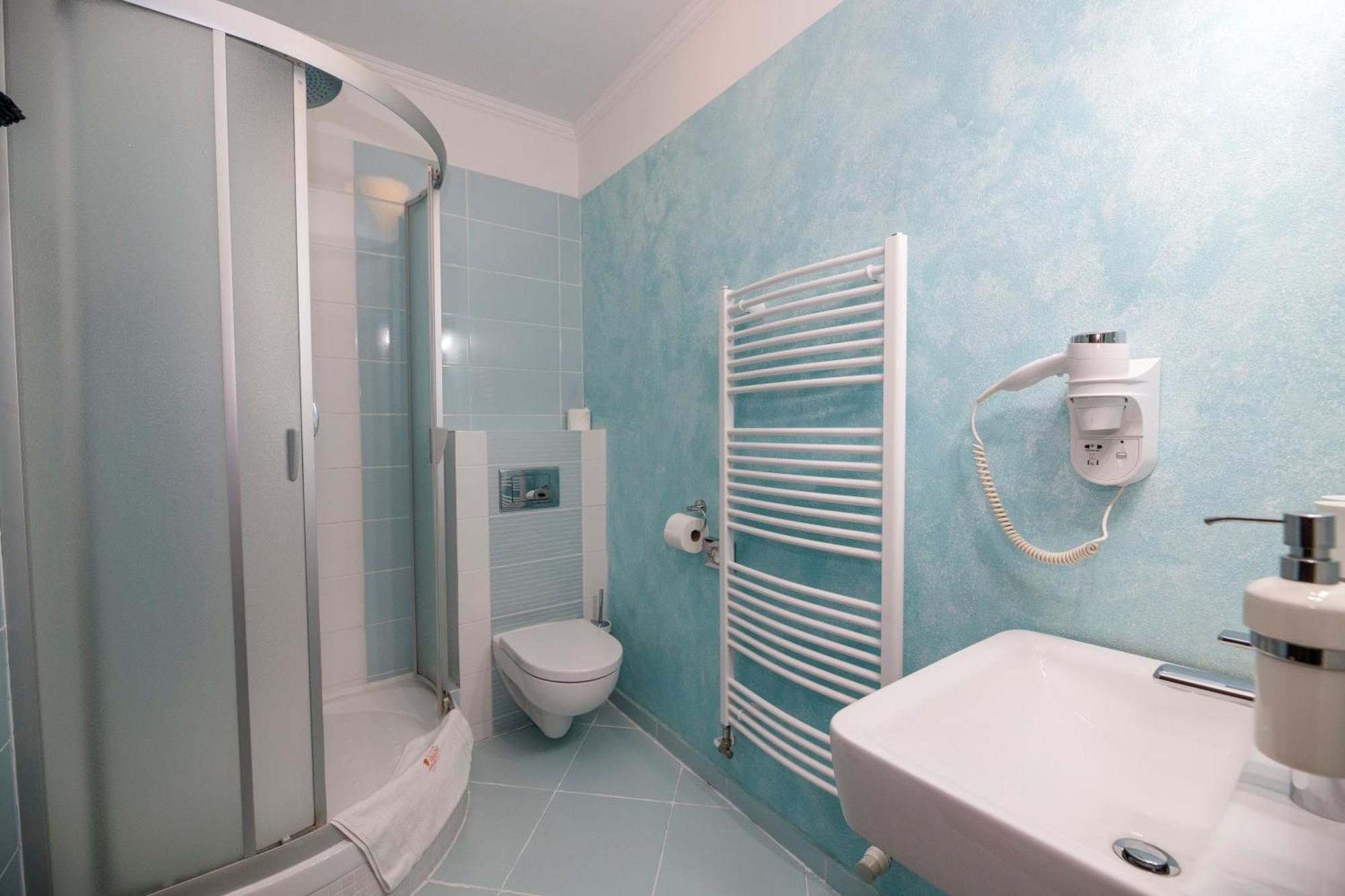 Wellness Hotel Beethoven Chomutov Bagian luar foto