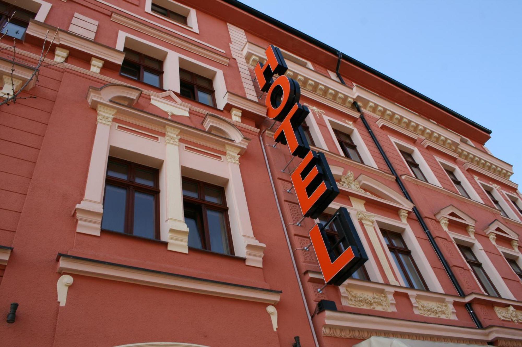 Wellness Hotel Beethoven Chomutov Bagian luar foto