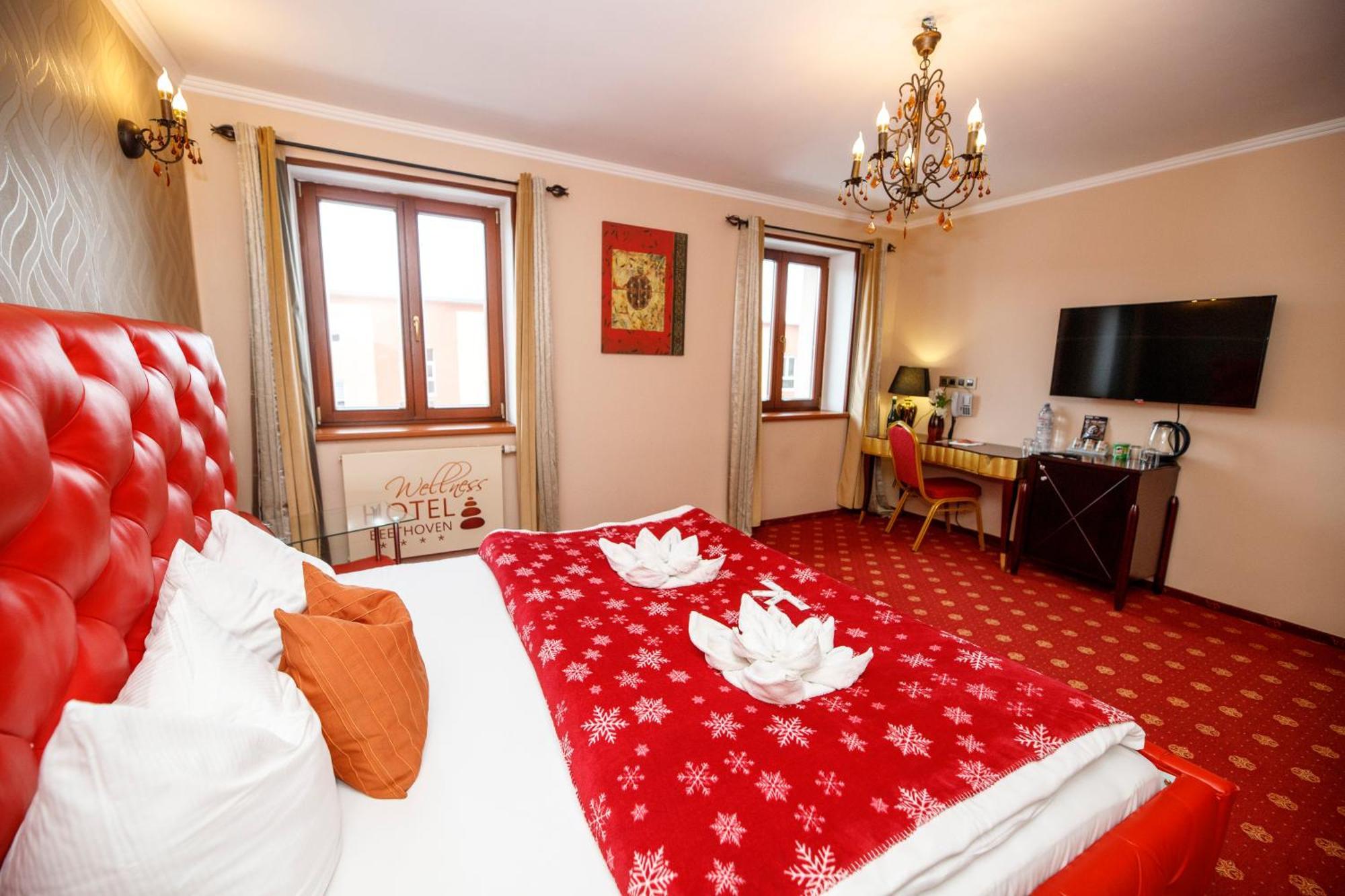 Wellness Hotel Beethoven Chomutov Bagian luar foto